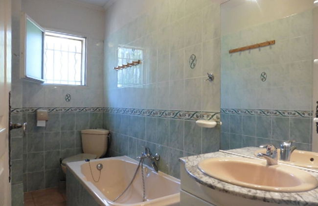 Country House With Private Terrace, Beaucaire - Foto 9