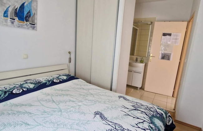 Sea-view Apartment - Sleeps 4, Parking & Balcony - Foto 6