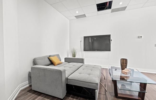 Bright Suites Finch West - Foto 8