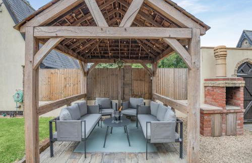 The Pool House - Photo 22