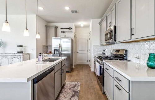 Texan Oasis, minutes from COTA, Airport, and all Austin has to offer! - Foto 2