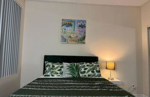 Travel Haven at Miracle Mile- 110 - Foto 32