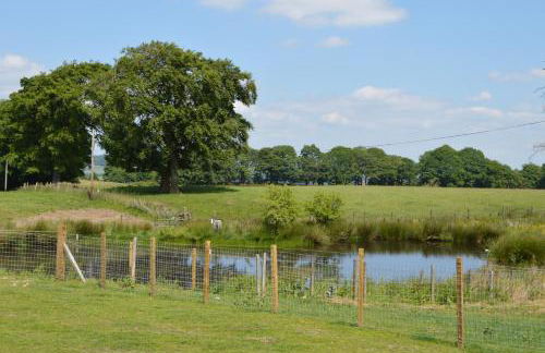 The Farmhouse at Williamscraig Holiday Cottages - Photo 16