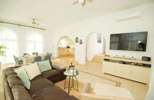Casa Alba - By AZ Rentals - Photo 18