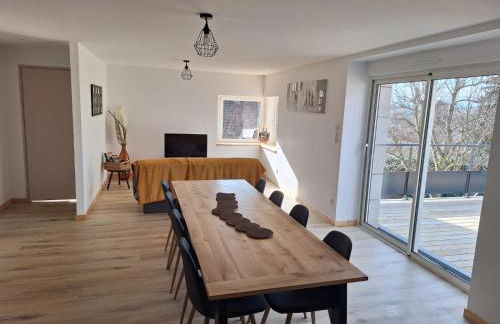 Gite authentique au coeur de Blavozy avec piscine privée, jacuzzi et terrain de pétanque - Foto 14