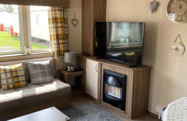 Haggerston Castle 6 Berth Caravan - Lakeside North 23 - Foto 4