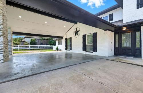 5BD Modern Farmhouse Retreat Sleeps 12 - Photo 56