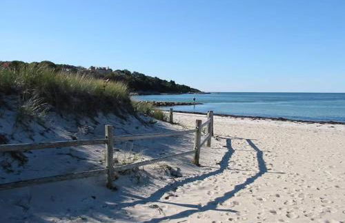 New Home in Falmouth near Beach - Foto 19