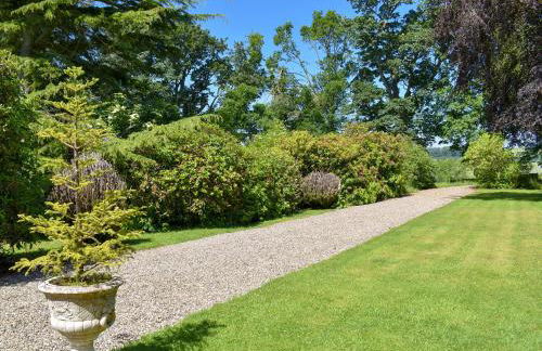 The Garden Suite - Photo 16