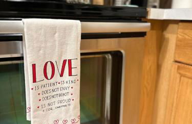 Modern Three Bedrooms House Nike Intel - Foto 16