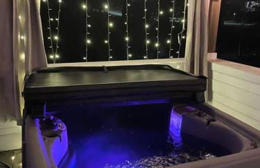 Lux Stay's Modern Loft Style Tiny Home in ATL - Foto 26