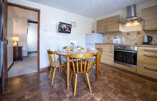 Corner Cottage - Photo 9