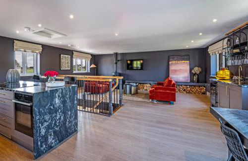 Farmyard House - Photo 6