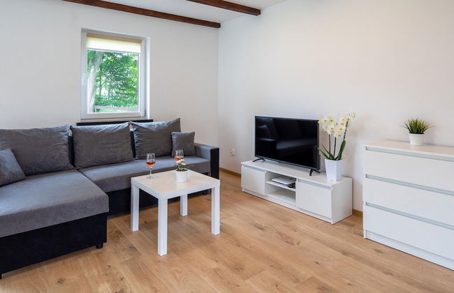 Cottage in Ledzin Near Dutch Windmill - Photo 7