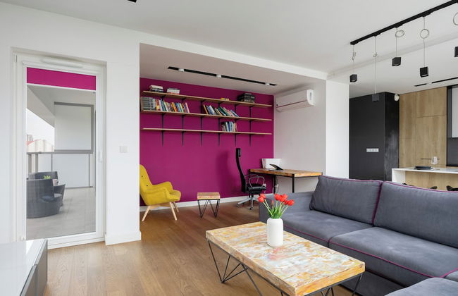 Apartment With Terrace by Renters - Photo 13