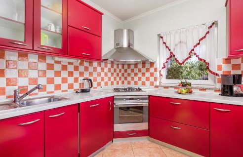 Nice Apartment In Garica With Wifi - Photo 6