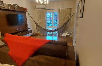 Apto espaçoso e completo próximo à Maria Fumaça - Foto 4