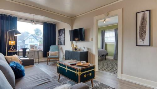 #StayinMyDistrict Historic Apartment Near Downtown - Foto 2