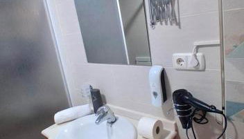 Apartalux de la Manga II - Foto 4, Shower