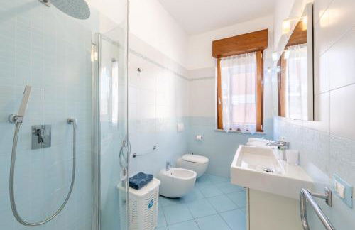 NEW Luxury 2BDR Terrace, Views, AC - Foto 19