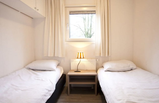 Cozy Chalet in a Holiday Park - Foto 2