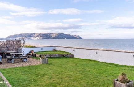 Superb Cintra Beachside Apartments - Photo 76