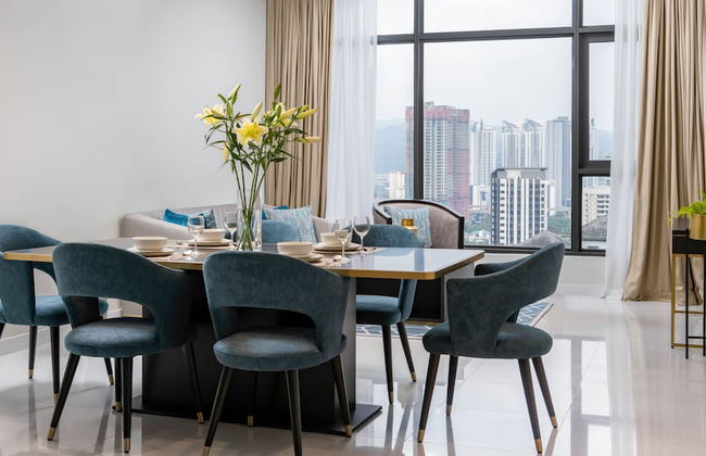 Pavilion Embassy Suites KL by Perfect Host - Photo 40