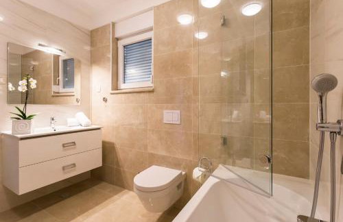 Villa Sweet Home Marija With Heated Pool - Foto 32