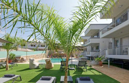 New cozy apartments in Crete Coast with pool and dining area - Photo 79