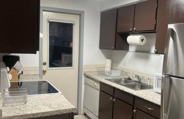 Beautiful downtown Anchorage 2 - Photo 7