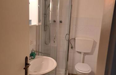 San Terenzo Poets of the sea with parking and balcony - Photo 23