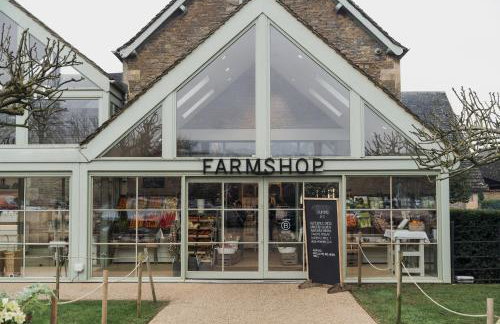 Rose End Cottage, a Luxury Getaway - Photo 28