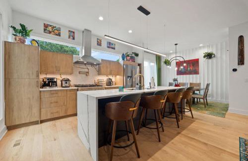 Luxury Home 4BR 4BA City Views HotTub GameRoom - Foto 6