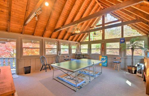 Picturesque Sky Haus Sanctuary with Mountain Views - Foto 14