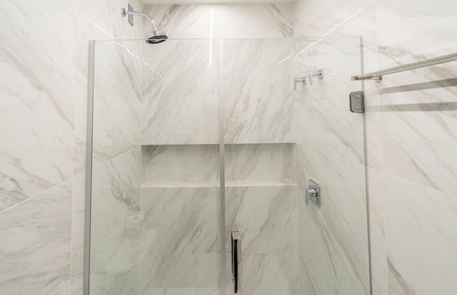 The Spot One By Xtay - Photo 28