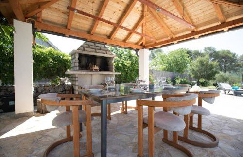 Luxury villa with a swimming pool Vrpolje, Sibenik - 21843 - Photo 22