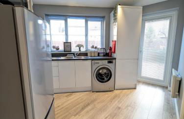 LuxeView - Stylish & Comfortable 1 Bedroom House in Chafford Hundred - Foto 8