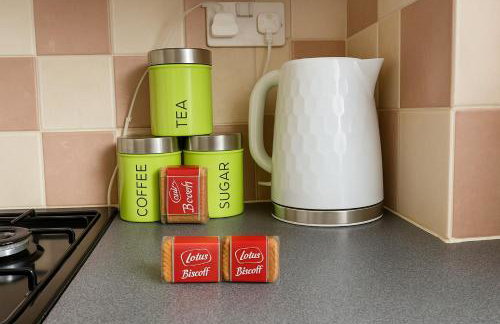 Homely Milton Keynes Stay! - Foto 8