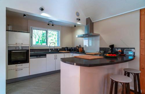 Le Chêne Sacré - Piscine intérieur - Foto 2