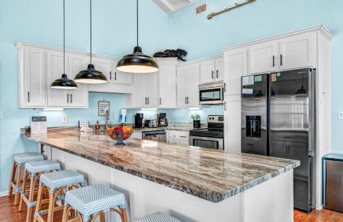 Dog-friendly with Gulf view pool balcony deck fireplace central AC & W&D - Foto 9