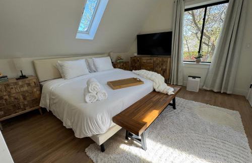 Chic Luxe Spa Retreat Light Filled King Bed Garage - Foto 3