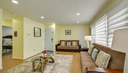 Walk to Public Transit Apt Next to Lincoln Park - Photo 5