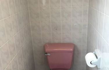 Private house with 4 bedrooms and 2 bathrooms, direct NYC Manhattan train only 10 minute walk away, MetLife Stadium FIFA World Cup 30 minutes away - Foto 9