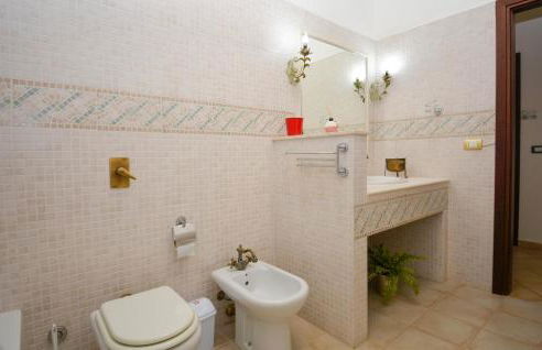 Gorgeous Home In Acate With Swimming Pool - Foto 24