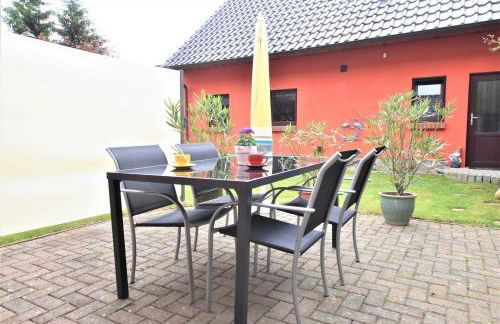 Reihenferienhaus mit Kamin und Terrasse im Ostseeland OFC 11 - Foto 11