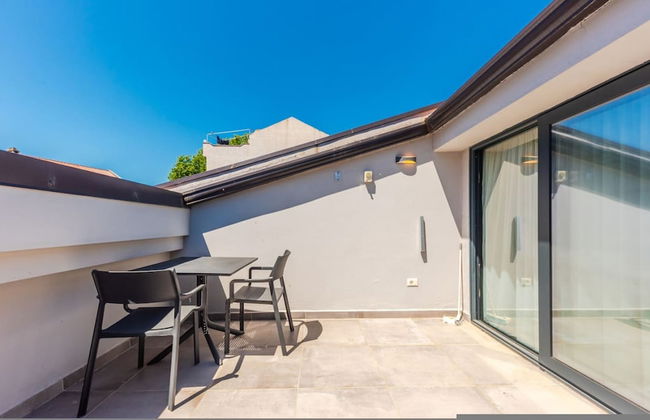 Luxury Living in Shkoder s Historic Heart - Photo 62