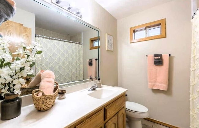 McAllen Majesty 4BR w Pool and Comfort - Foto 46