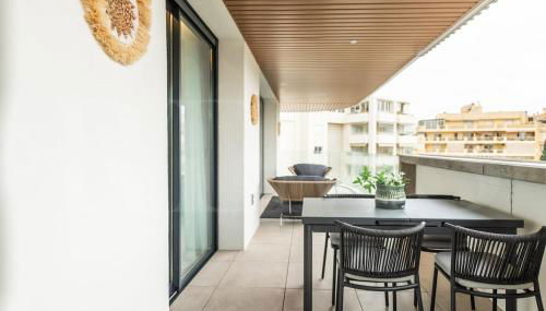 Elegant 2 bedroom gem with terrace and parking REMS - Foto 3