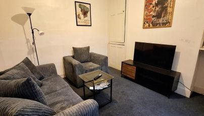 Large House Dalston Hackney Great for Contractors - Foto 1