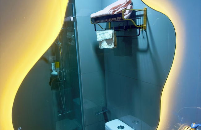 Apartment in City of Makati with swimming pool and terrace - Photo 22